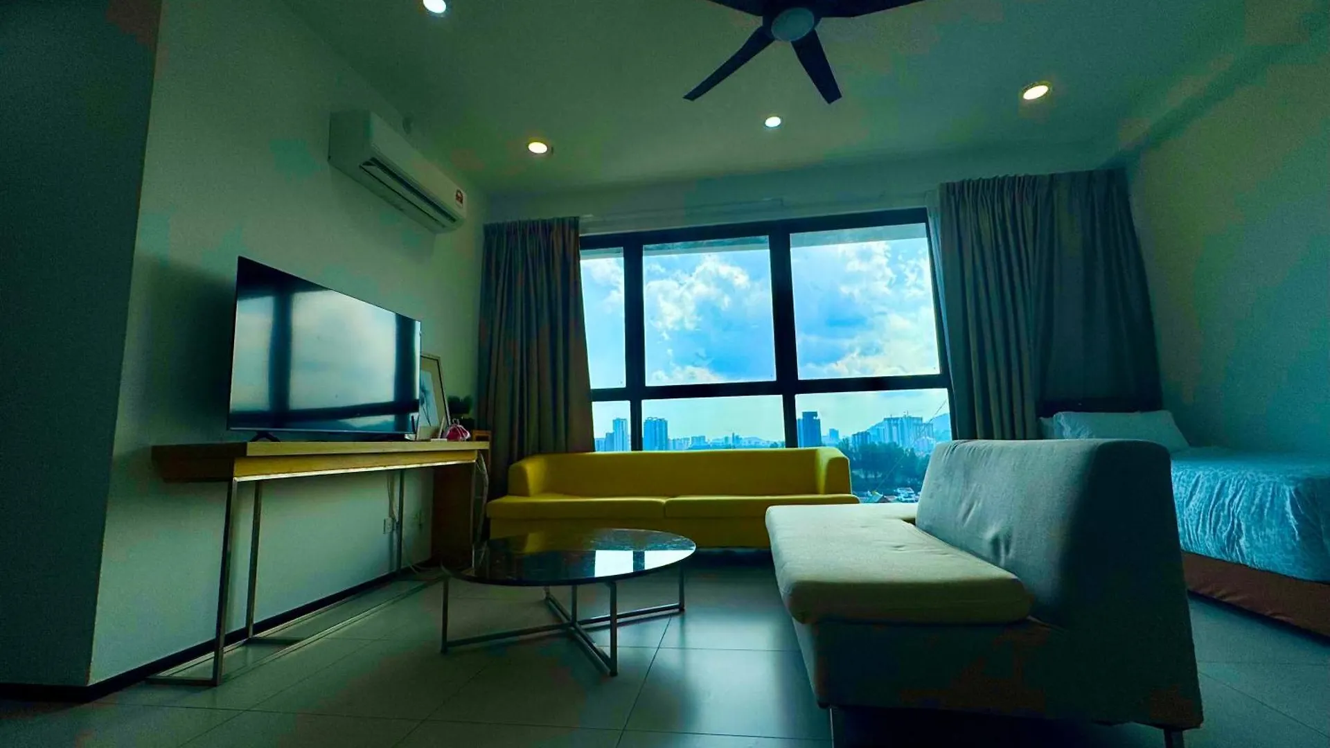 Big Screen Cinema Tv, 5 Queen Bed Luxury Apt 2Cp 日落洞 公寓