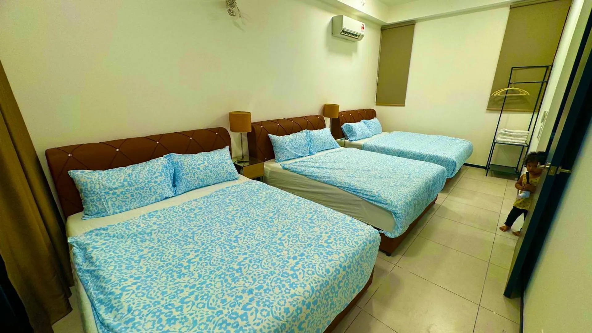 Big Screen Cinema Tv, 5 Queen Bed Luxury Apt 2Cp Jelutong