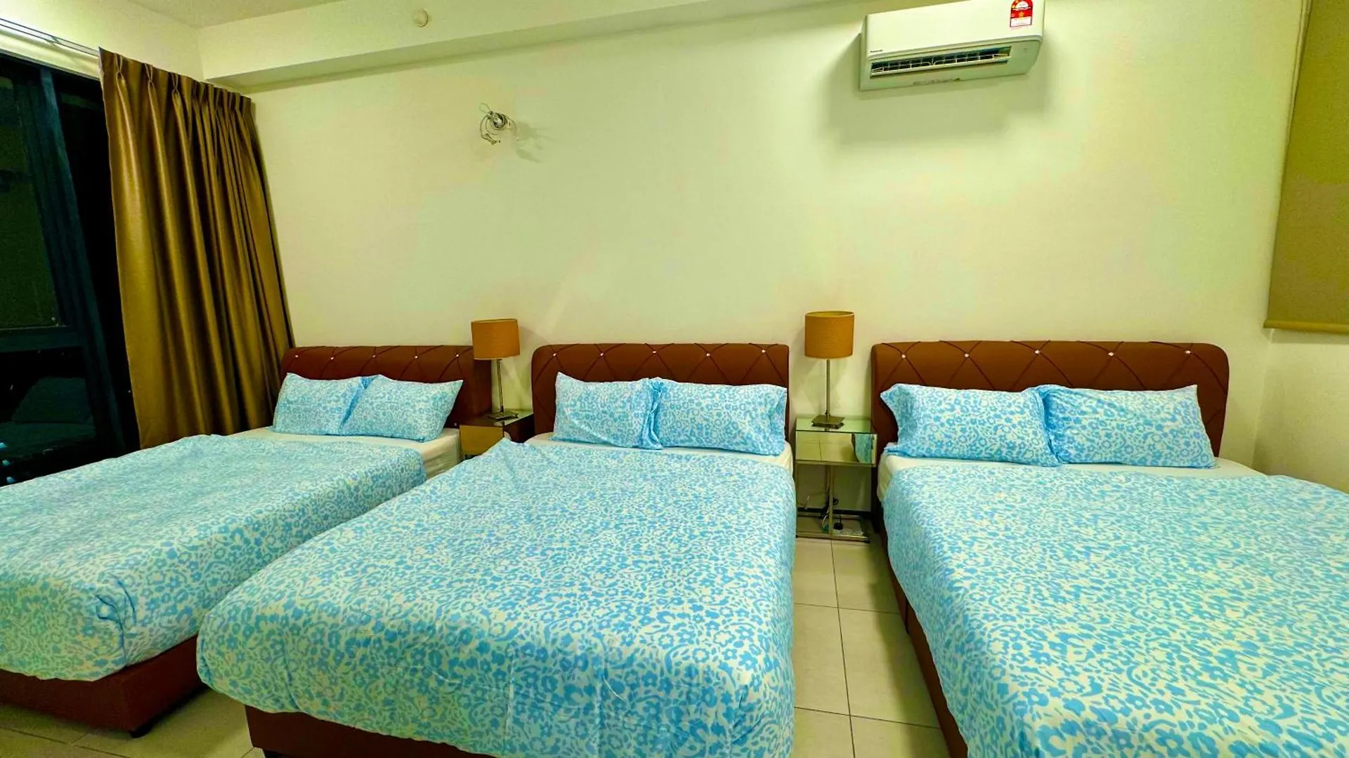 Apartment Big Screen Cinema Tv, 5 Queen Bed Luxury Apt 2Cp Jelutong Malaysia