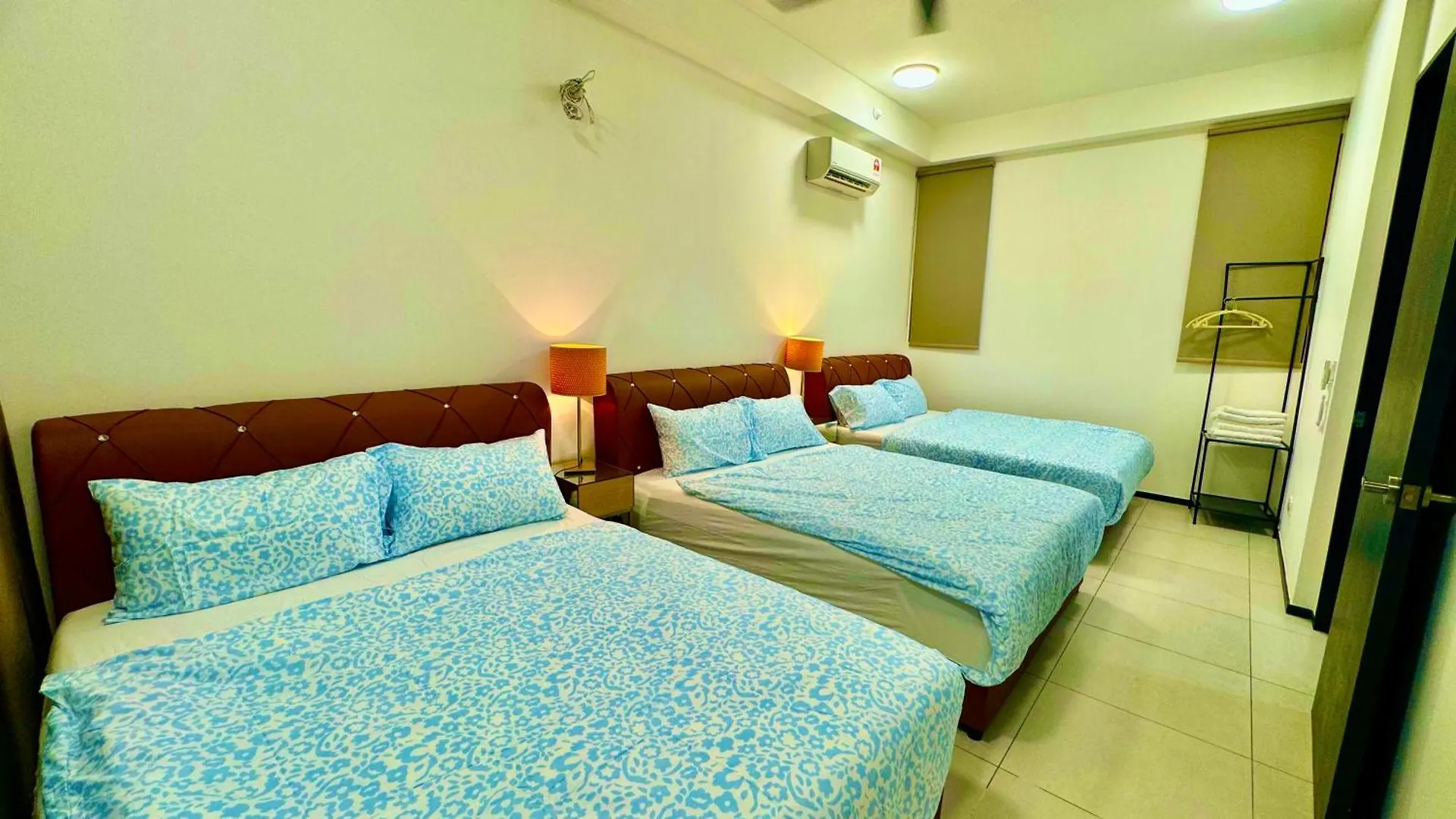 Apartment Big Screen Cinema Tv, 5 Queen Bed Luxury Apt 2Cp Jelutong