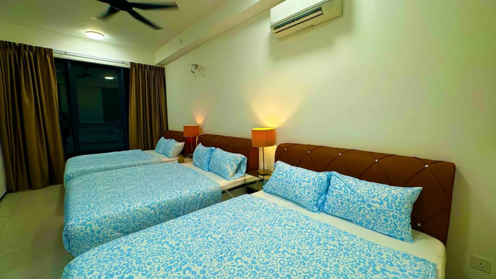 Apartment Big Screen Cinema Tv, 5 Queen Bed Luxury Apt 2Cp Jelutong Malaysia