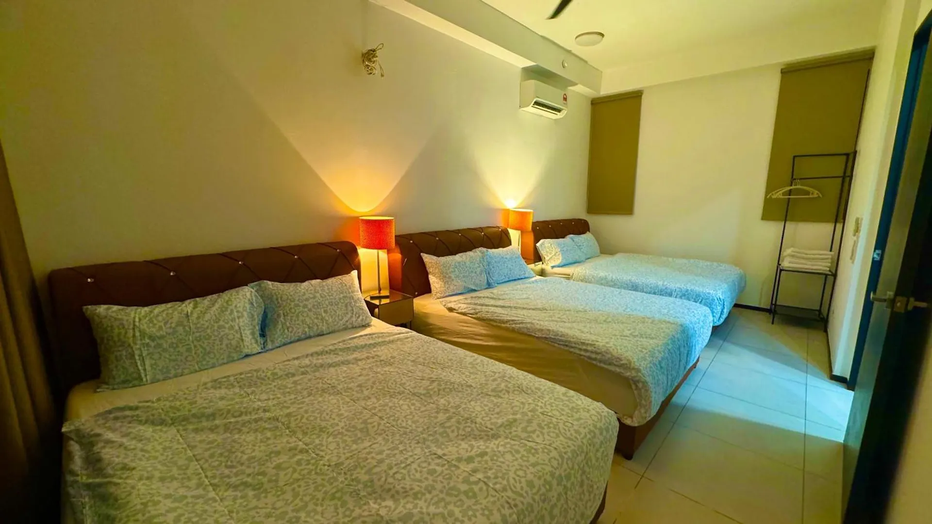 Big Screen Cinema Tv, 5 Queen Bed Luxury Apt 2Cp Jelutong Apartment